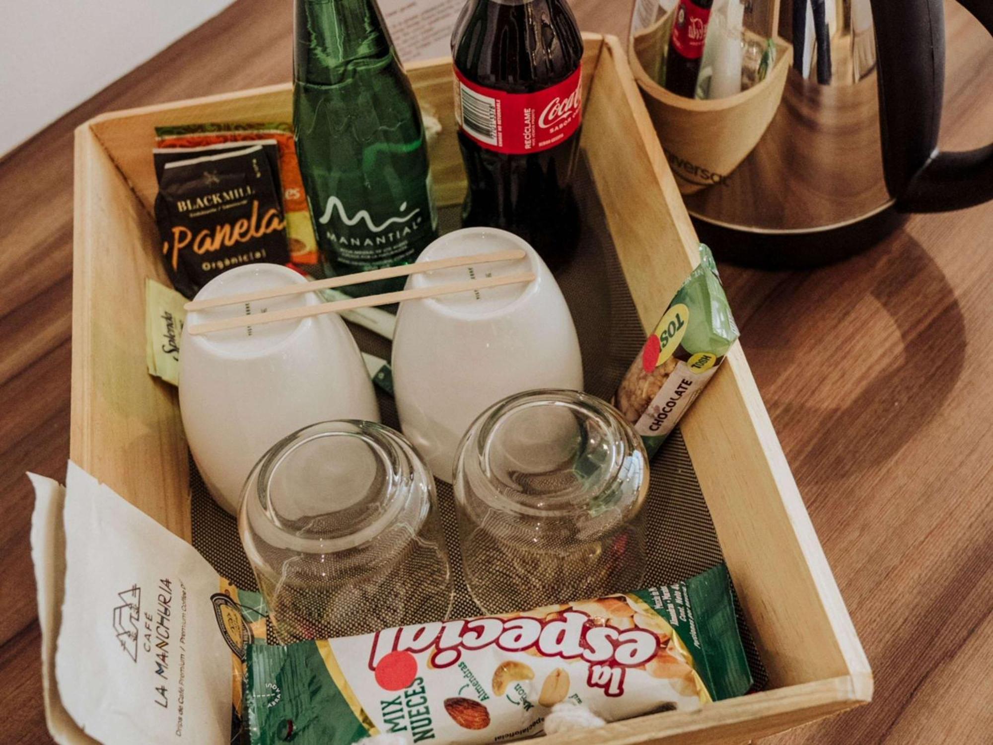 Novotel Medellin El Tesoro Esterno foto A typical room service tray